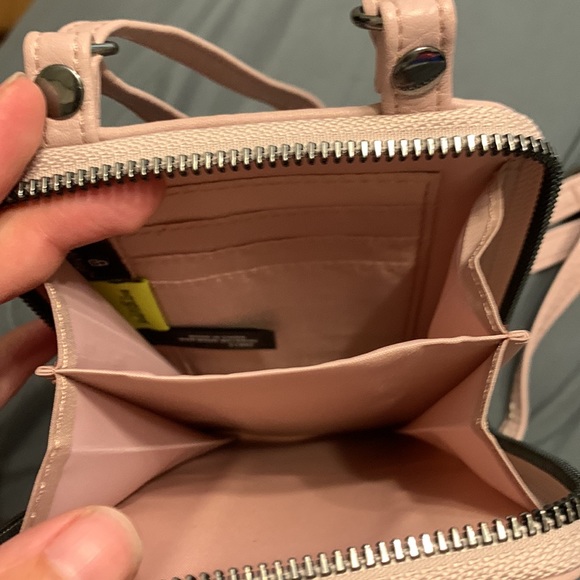 NWOT Crossbody - Picture 3 of 3